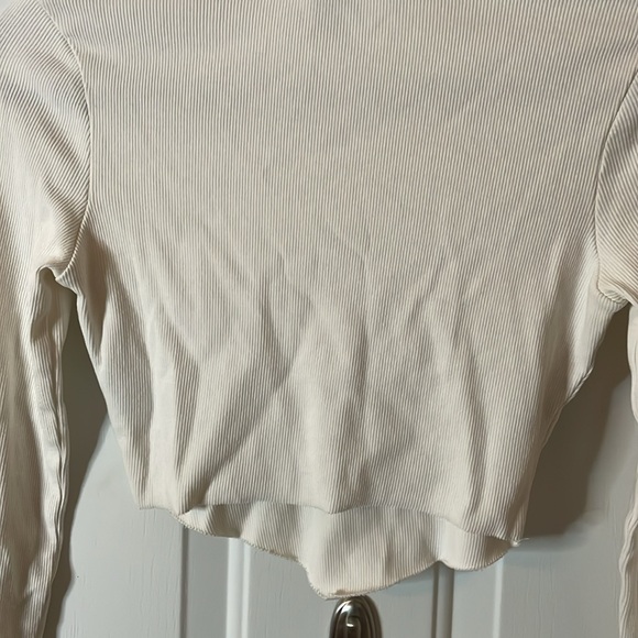 Forever 21 cotton/spandex Fearless Tour Rock & Roll long sleeve crop top, Size S - Picture 5 of 7